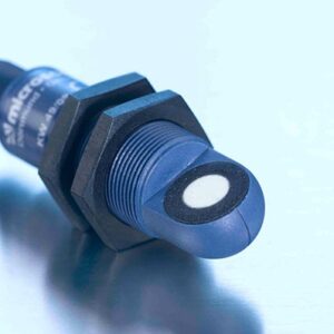 nero-15/WK/CI Microsonic 20 - 250 mm range Ultrasonic Distance Measuring Sensor, 90° side sensing head, analogue 4-20 mA output, M18 plastic body